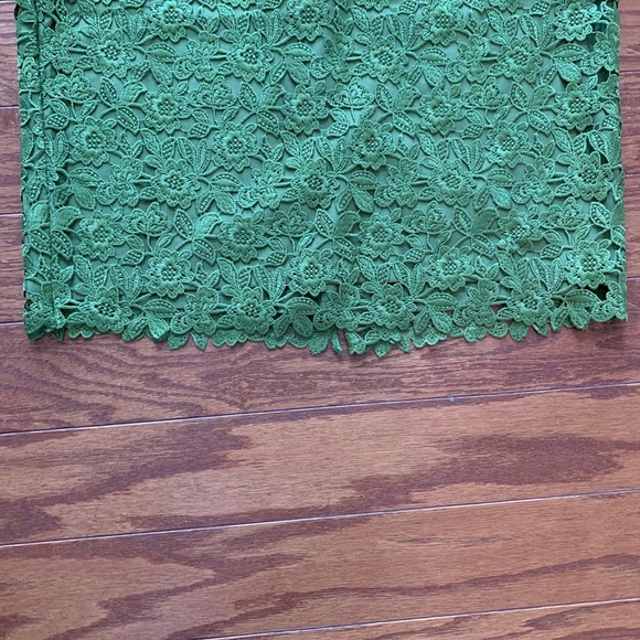 Ann Taylor Floral Lace Pencil Skirt - Picture 4 of 7